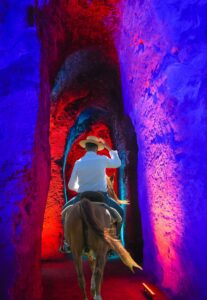 [213] Cuevas rupestres Juan Miguel Santos Forner