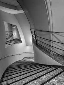 [348] Escalera dinámica Rogelio Camargo Camacho