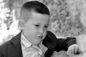 [367] pensativo MARÍA CELIS