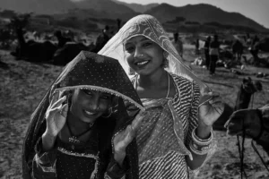 [225] Niñas del desierto Dulce Amate Campos