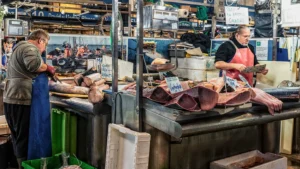 [239] Mercado Carmelo Pariza