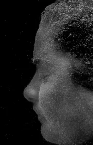 [342] autorretrato, pensando bajo el agua carmen vazquez guerrero