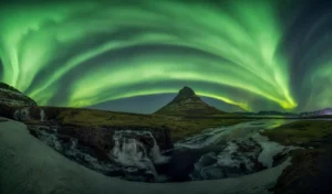 [356] Luces del Norte LOURDES GOMEZ FERNANDEZ