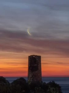 [400] Luna vigilando la Torre Quebrada José Daniel Palomo Melero