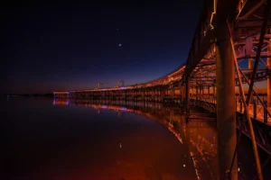 [450] El muelle y la luna Alicia Clerencia Adanero