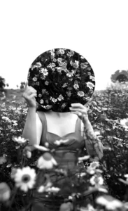 [477] CON OTRA MIRADA María Márquez Crespillo