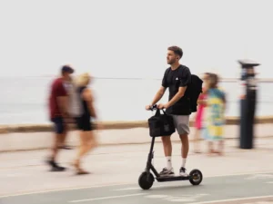 [486] A distinta velocidad Antonio Guerrero Ruiz