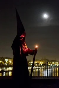 [039] Mirando al frente Luis Alonso Sire