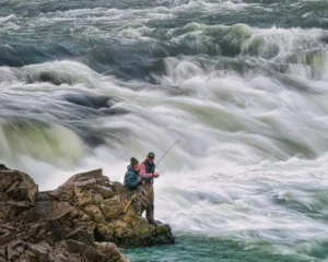 [180] Pesca tranquila en aguas bravas Joaquin Lopez Rodriguez
