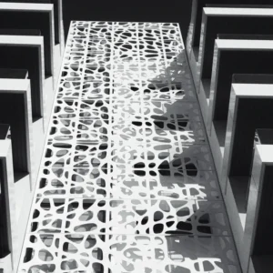 [328] Sombras María del Mar Izquierdo García