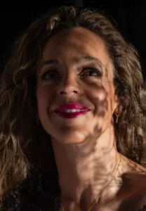 [354] sombras maria jose almagro compressed